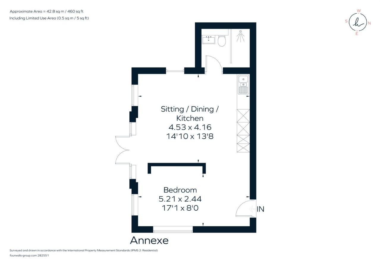 The Annexe - Beautiful Apartment With Garden Close To Heathrow And Windsor Staines-upon-Thames Bagian luar foto